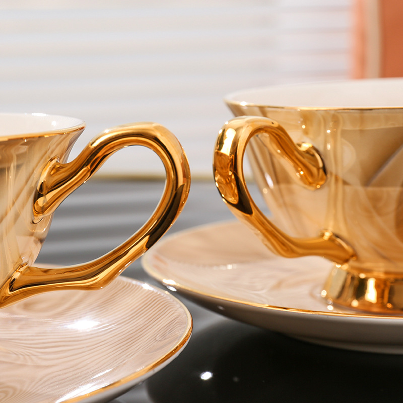 Exquisite Souvenir Bone China  - огляд і ціна Coffee Tea Gift Set